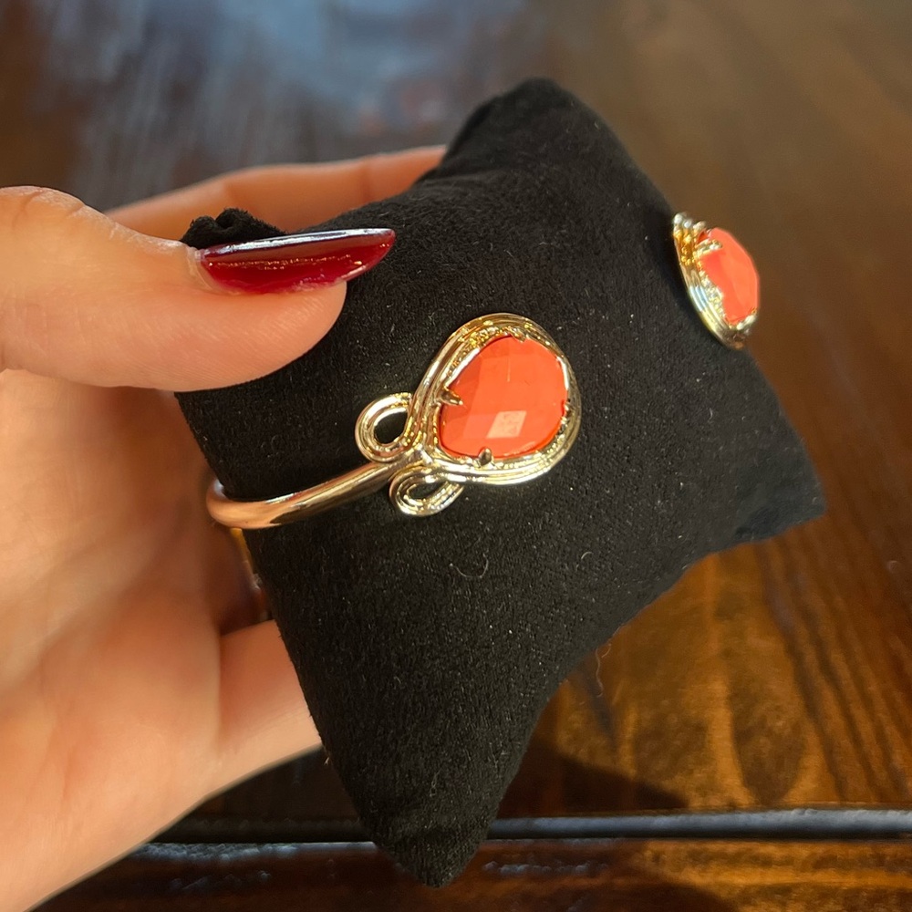 New! Kendra Scott Gold and Orange Andy Bracelet w/ bag and gift box